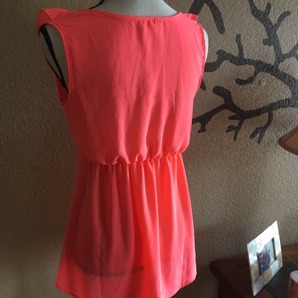 ❌SOLD Pinkish/orange sleeveless blouse - Picture 3 of 4